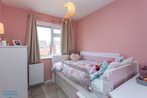 Bedroom- click for photo gallery